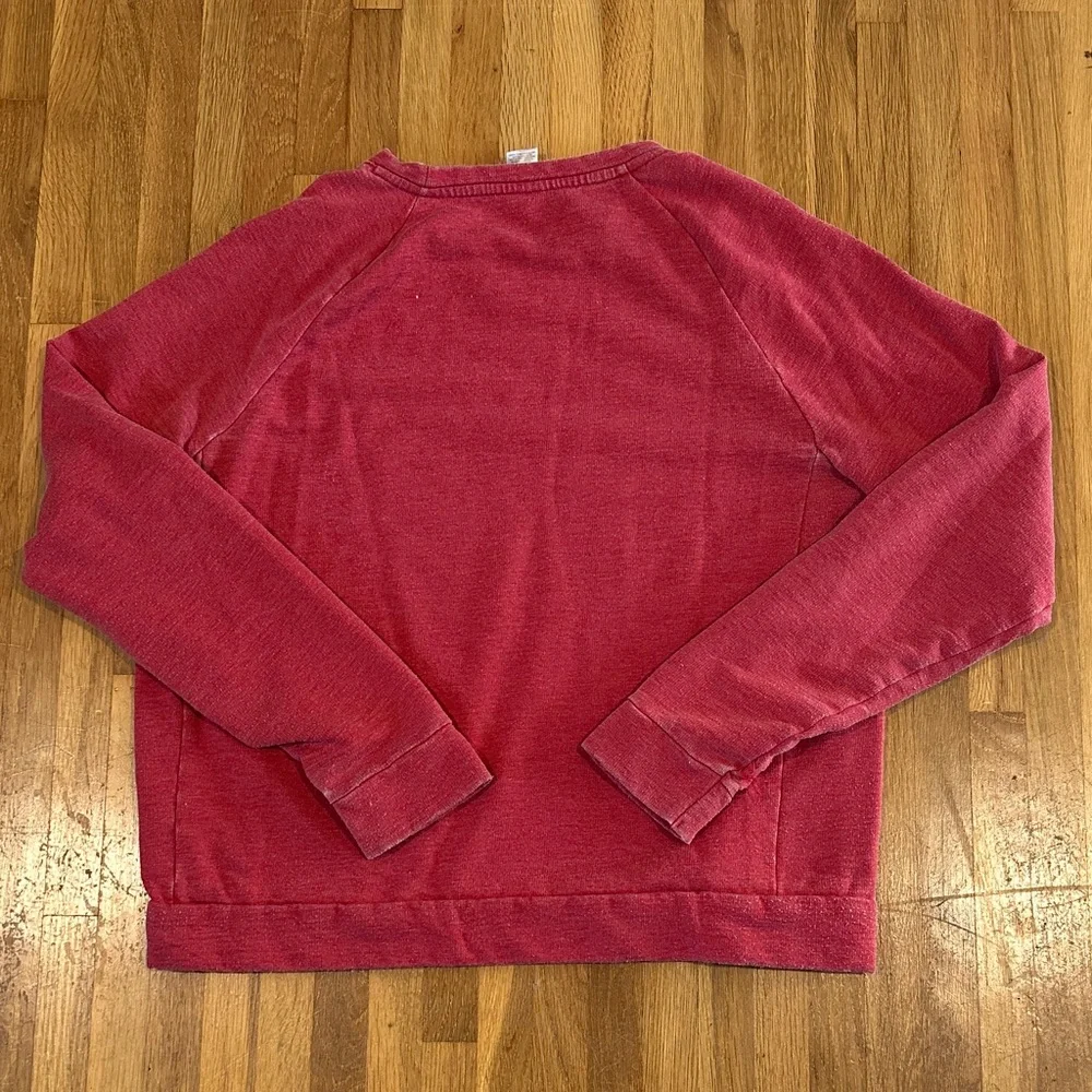 *last chance* NFL Team Apparel | Women’s Red Chiefs Sweatshirt - Picture 14 of 16